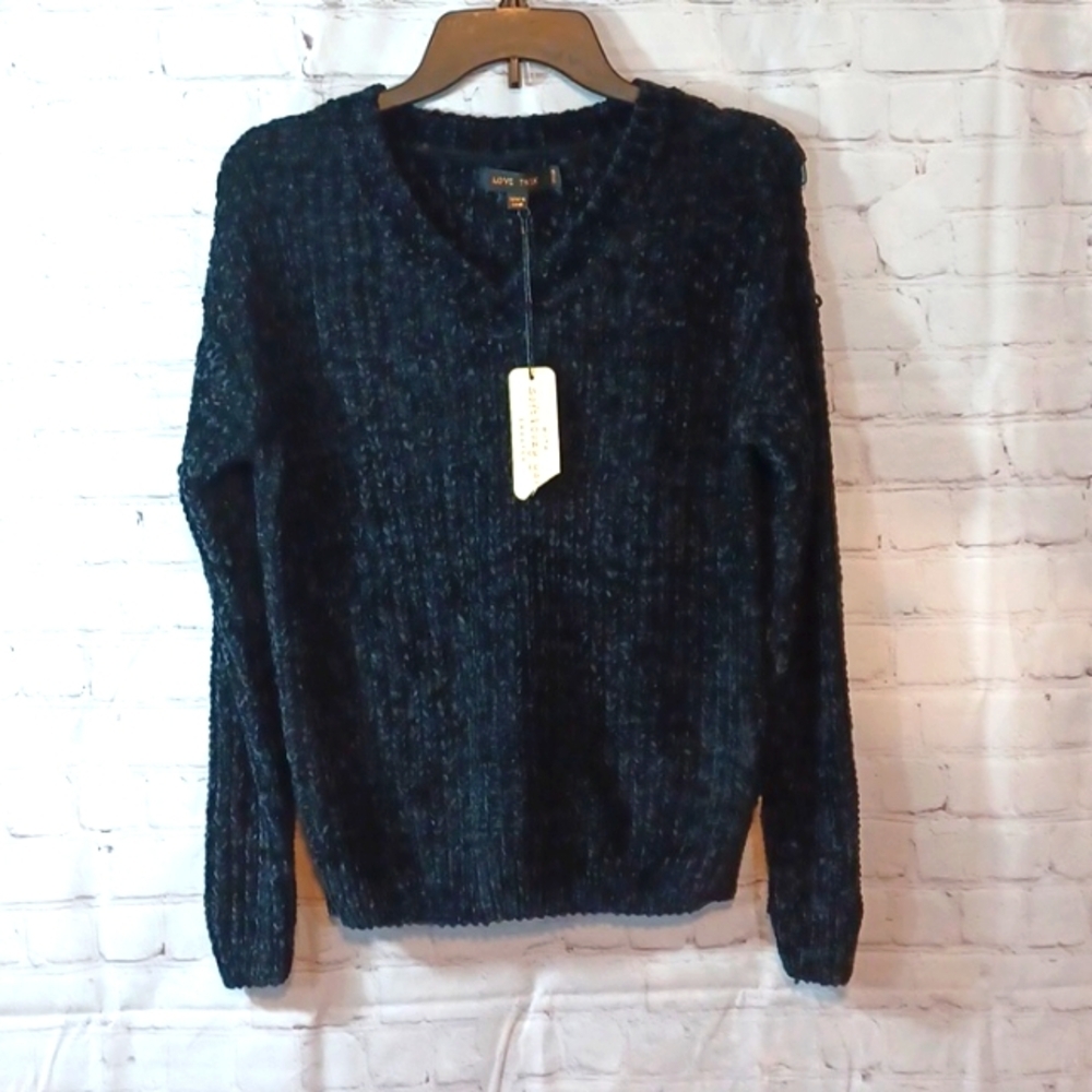 Love Tree Womans  Soft Black Knit V Neck Polyester Sweater NWT S
